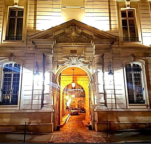 facade.JPG