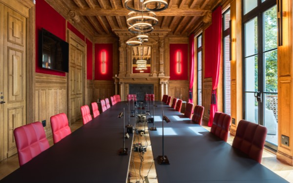 La Maison du Dix, Maison du Progrès